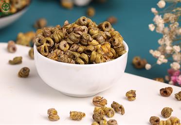 秋冬養(yǎng)陰應常吃鐵皮石斛，幫你把一整年的陽氣收斂起來-中藥飲片代工定制OEM